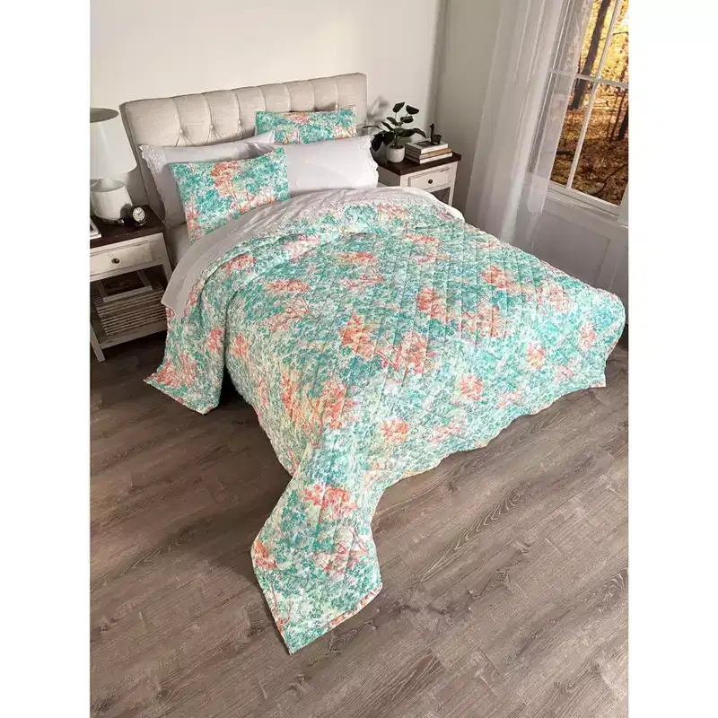 BrylaneHome Foliage Bedspread