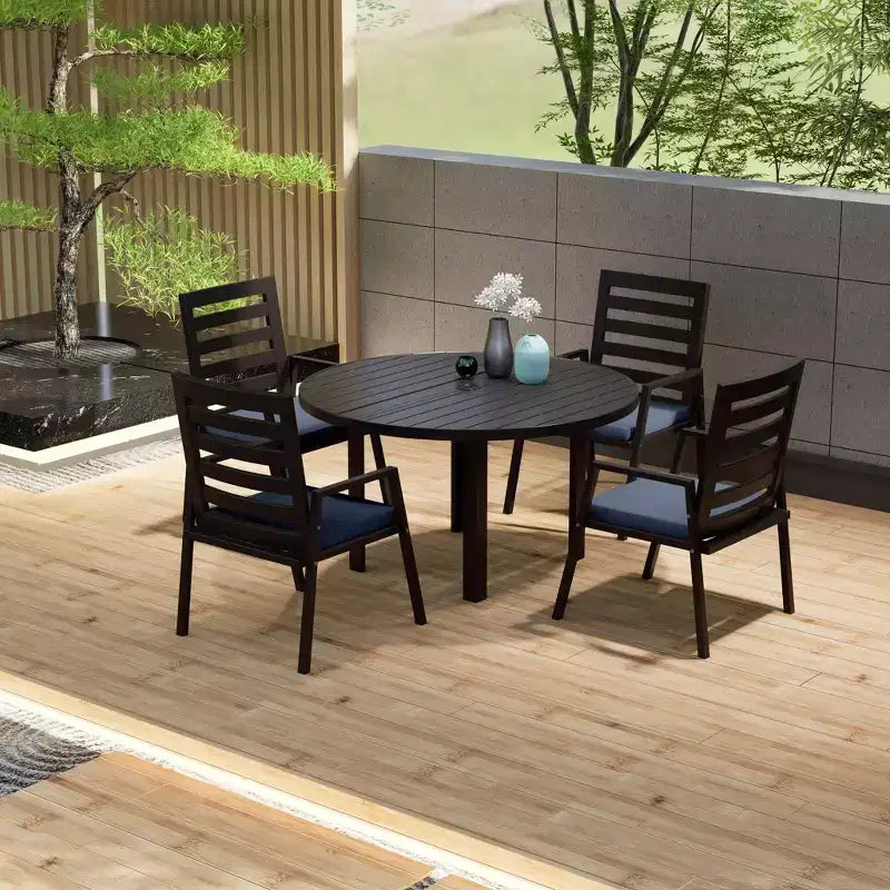 LeisureMod Chelsea 5-Piece Patio Dining Set, 48 Round Aluminum Dining Table and 4 Dining Armchair