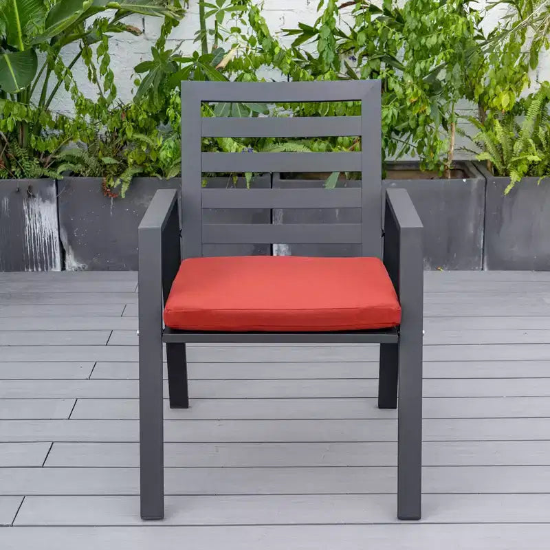 LeisureMod Chelsea 5-Piece Patio Dining Set, 48 Round Aluminum Dining Table and 4 Dining Armchair