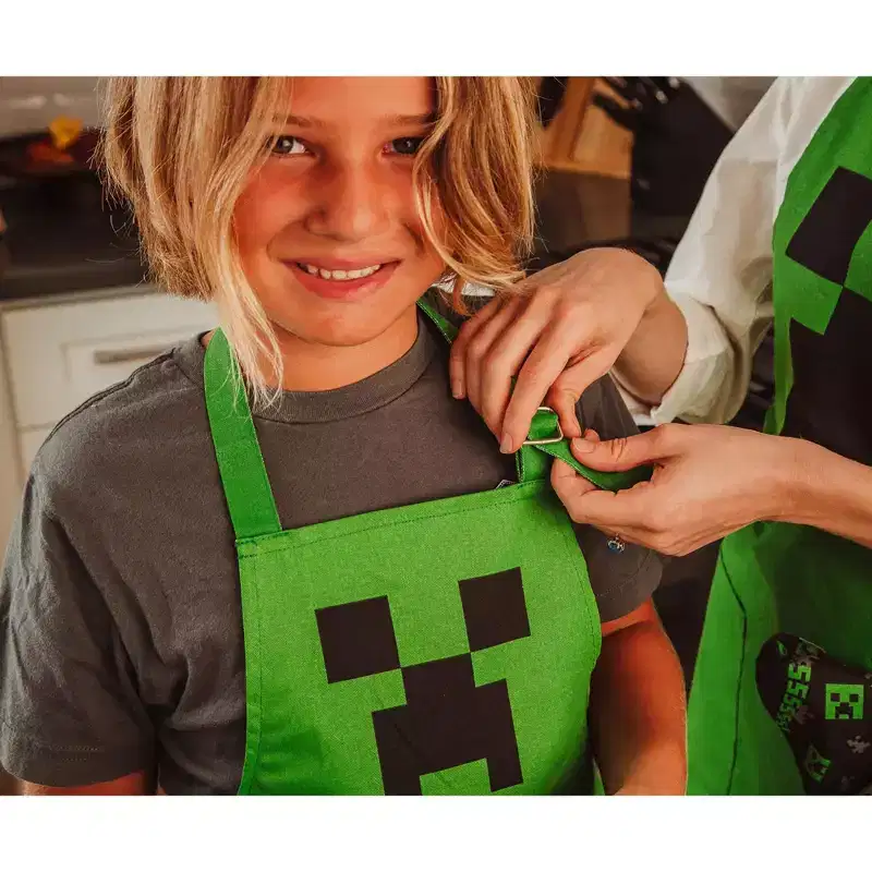 Ukonic Minecraft Green Creeper Youth Kitchen Cooking Apron