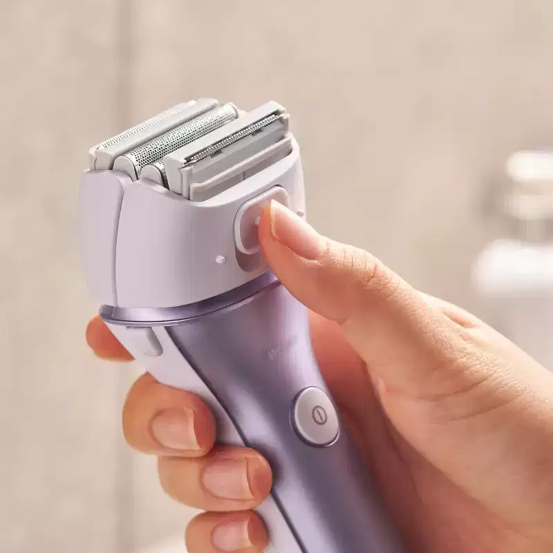 Panasonic Women's 4 Blade Shaver - ES-WL80: Bikini Line, Legs, Under Arm, Electric, Includes Cleaning Brush