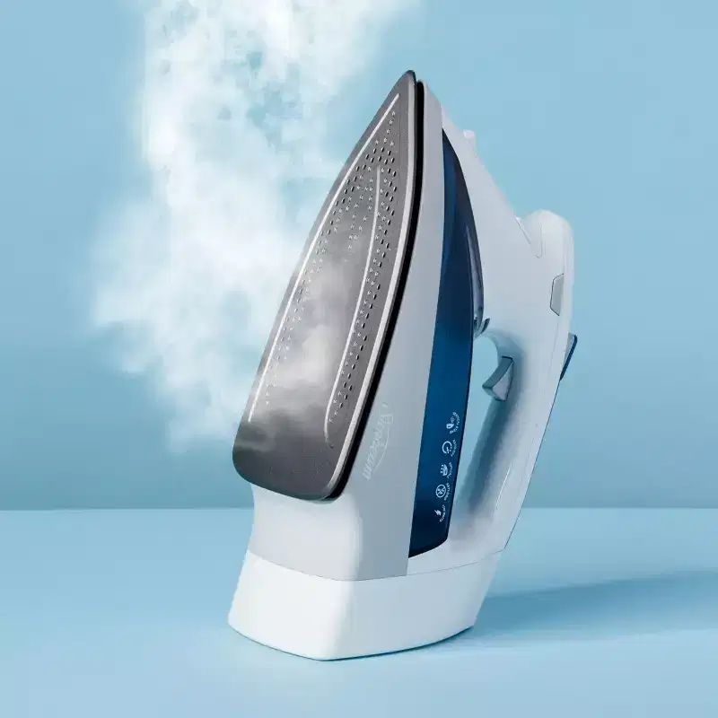 Sunbeam 1700W Digital Pro Steam Iron with Retractable Cord