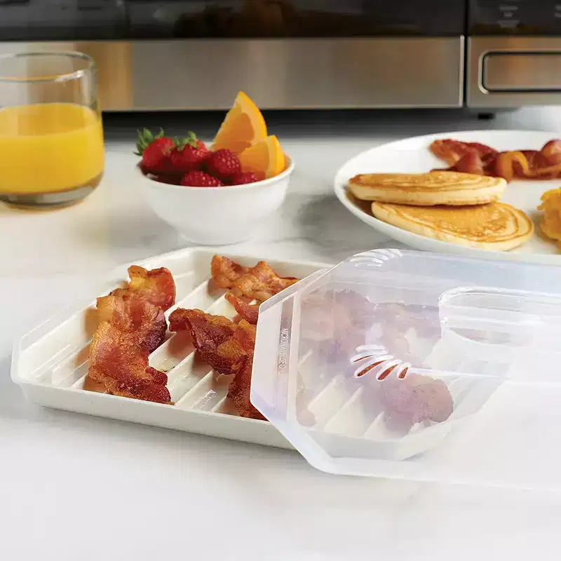 Nordic Ware Compact Bacon Tray with Lid