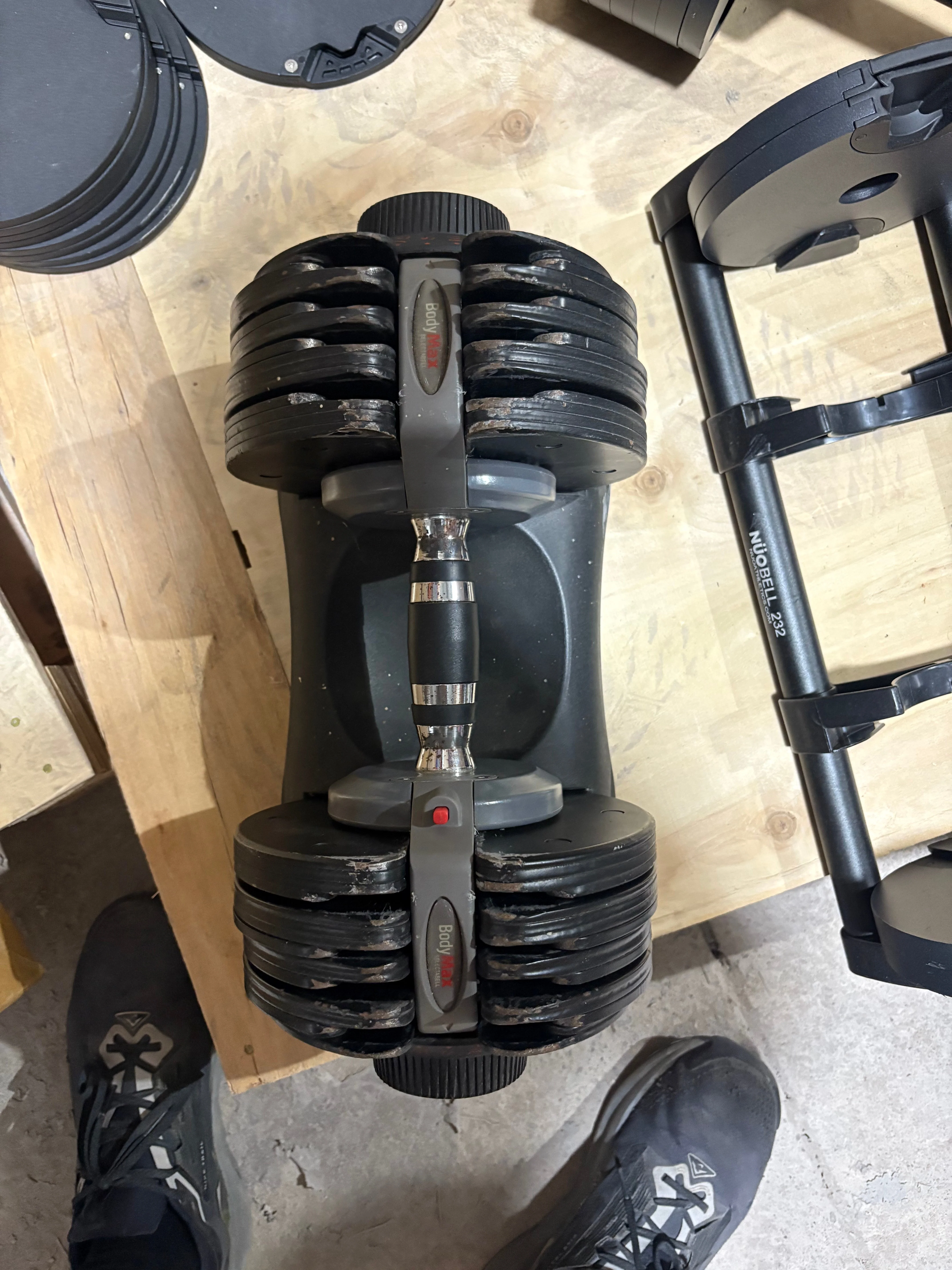 Single 5-32.5kg Adjustable Dumbbell