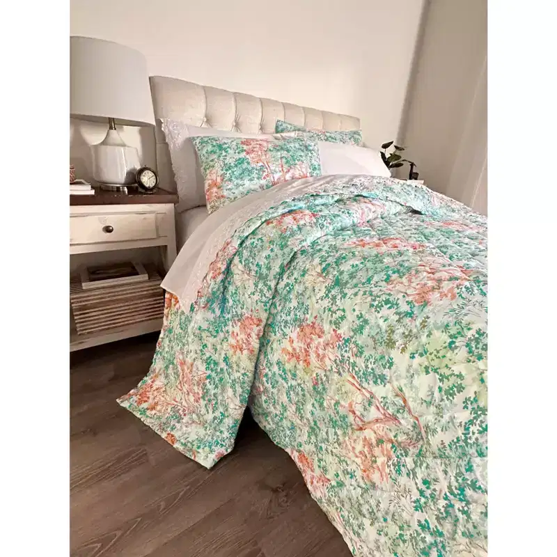 BrylaneHome Foliage Bedspread
