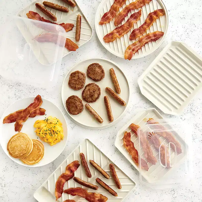 Nordic Ware Compact Bacon Tray with Lid