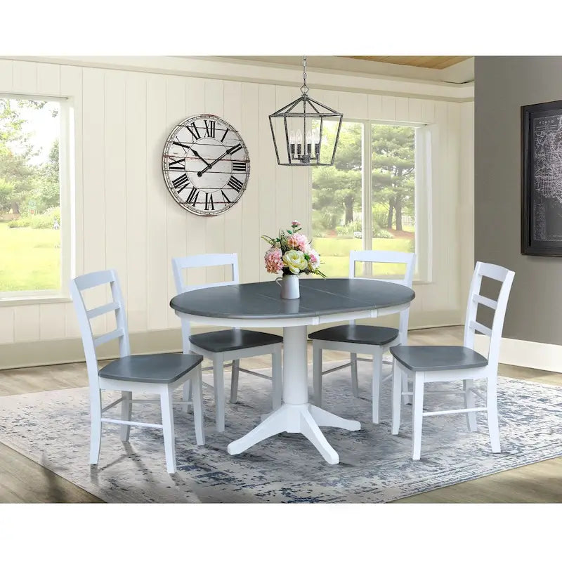 36 Round Extension Dining Table With 4 Madrid Chairs