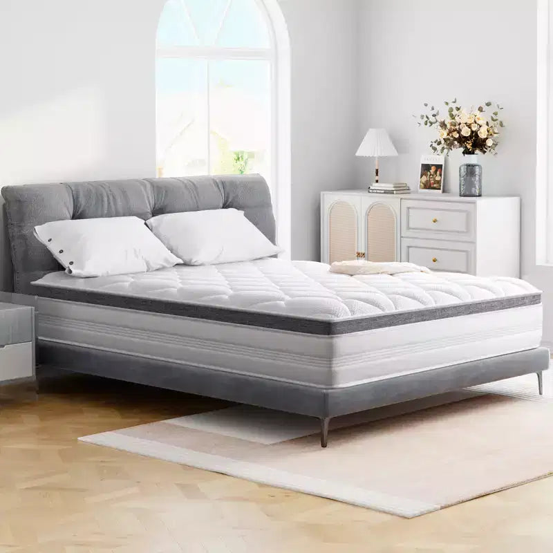 Wuleitex 10 inch comfortable memory foam mattress, three layers of breathable high-quality foam mattress, with removable cover