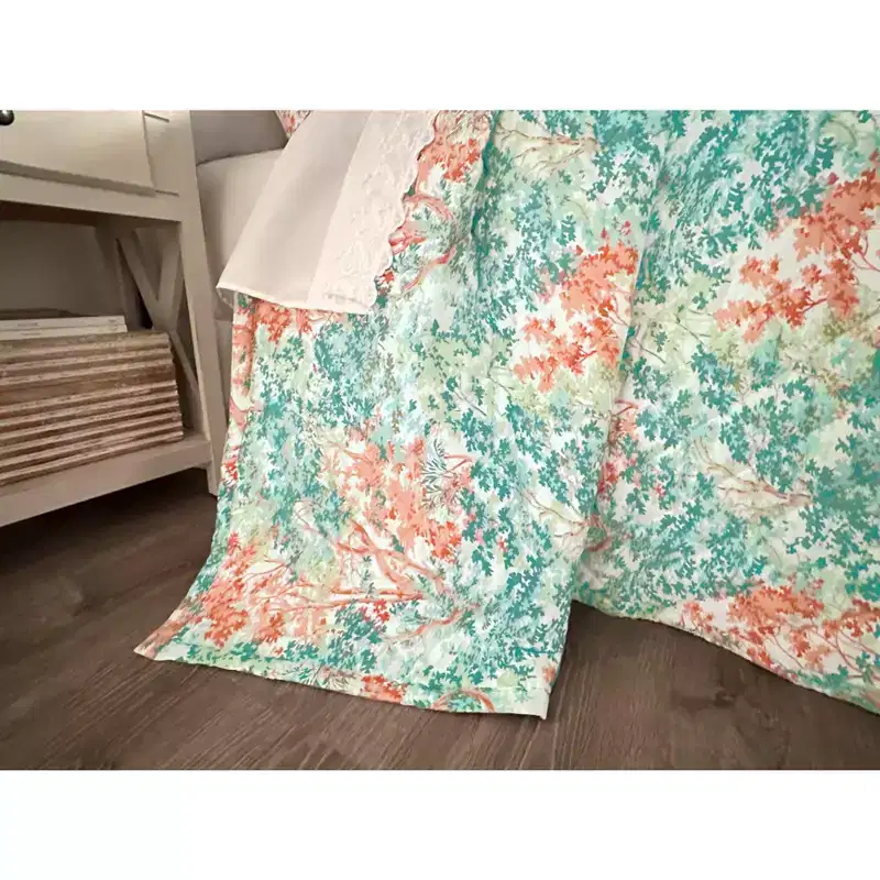 BrylaneHome Foliage Bedspread