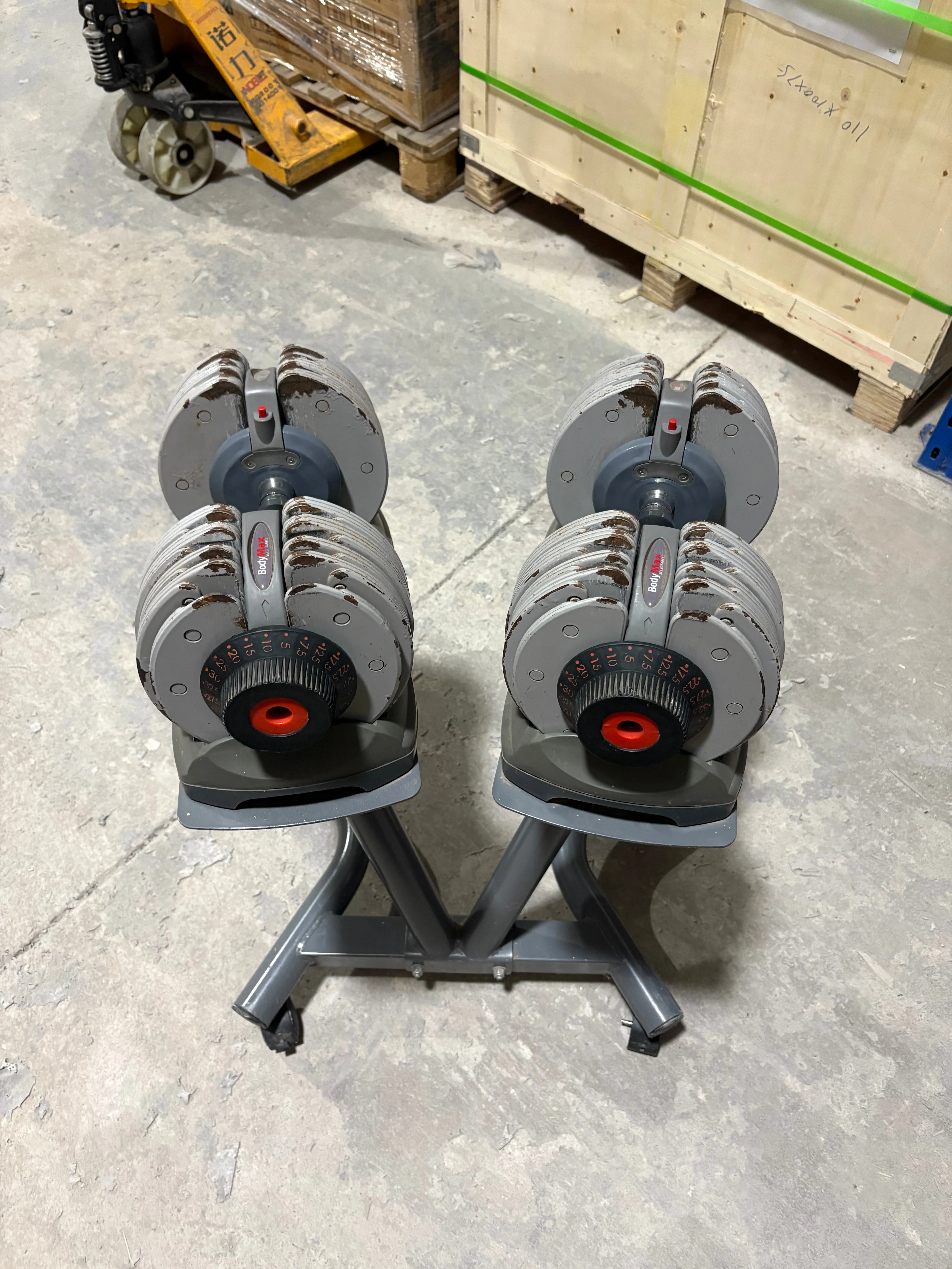 Used 5-32.5kg Adjustable Dumbbell + Stand